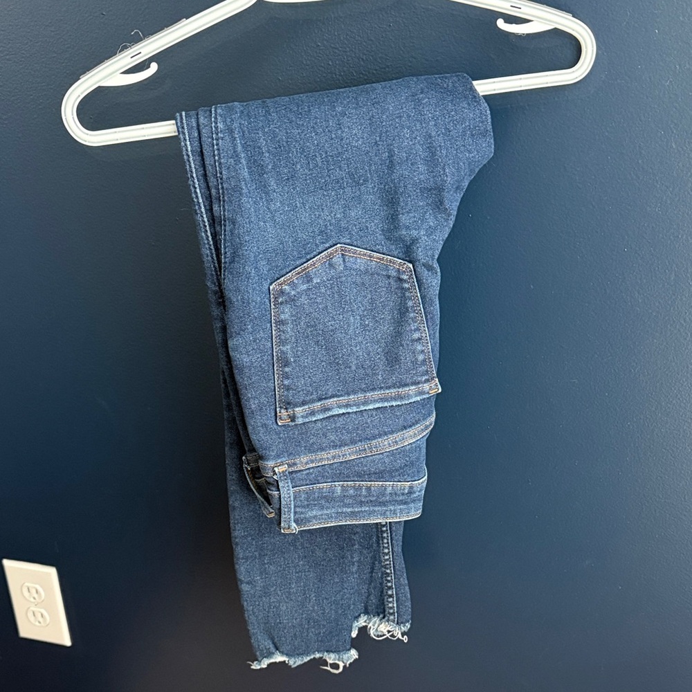 Old Navy Dark Blue Cropped Skinny Jeans